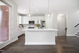 2430 Campus Shore Dr, Raleigh, NC 27606 - Photo 7