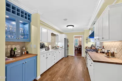 1000 Blenheim Drive, Raleigh, NC 27612 - Photo 17