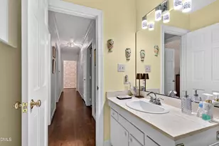 1000 Blenheim Dr, Raleigh, NC 27612 - Photo 37