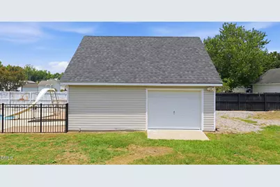 405 Hearthstone Drive, Nashville, NC 27856 - Photo 27