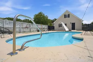 405 Hearthstone Dr, Nashville, NC 27856 - Photo 3