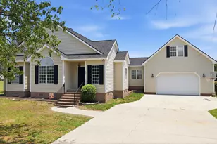 405 Hearthstone Dr, Nashville, NC 27856 - Photo 1