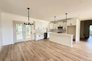 56 Clio Ct, Selma, NC 27576 - Photo 3