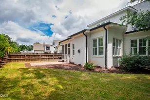 911 Canterbury Rd, Raleigh, NC 27607 - Photo 57