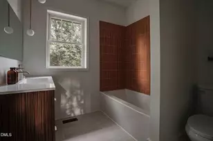 1011 Park Ave, Durham, NC 27701 - Photo 11