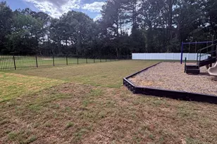 325 Longleaf Gln Ln, Zebulon, NC 27597 - Photo 29