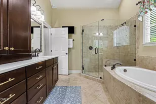 300 Cross Lake Dr, Fuquay Varina, NC 27526 - Photo 9
