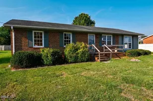 205 W B St, Erwin, NC 28339 - Photo 1