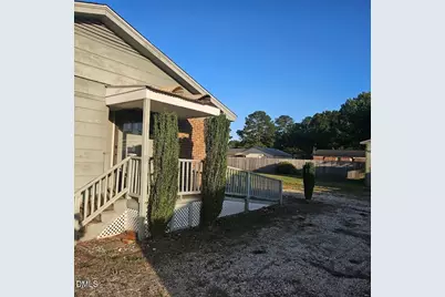 205 W B Street, Erwin, NC 28339 - Photo 13