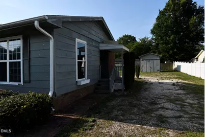 205 W B Street, Erwin, NC 28339 - Photo 15
