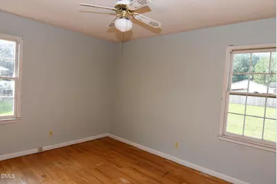 205 W B Street, Erwin, NC 28339 - Photo 9