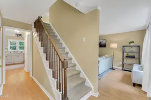 918 Hampshire Ct, Cary, NC 27511 - Photo 21