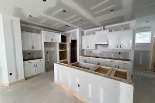 609 Crescent Wood Trl, Zebulon, NC 27597 - Photo 5