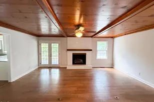 622 Dowless Dr, Fayetteville, NC 28311 - Photo 3