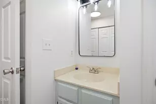 834 New Kent Pl, Cary, NC 27511 - Photo 21