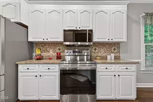 1205 Urania Dr, Raleigh, NC 27603 - Photo 9