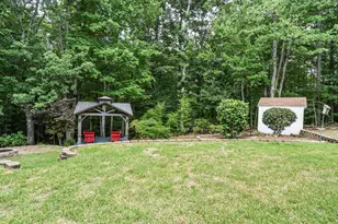 406 Cricket Hearth Rd, Sanford, NC 27330 - Photo 37
