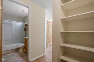 7733 Ohmann Ct, Raleigh, NC 27615 - Photo 15