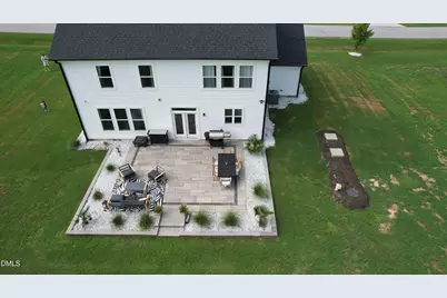 4 E Odell Lane, Zebulon, NC 27597 - Photo 3