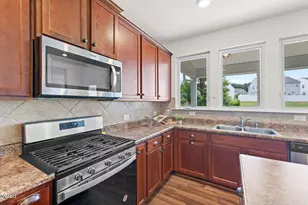 816 Atlantis St, Fuquay-Varina, NC 27526 - Photo 15