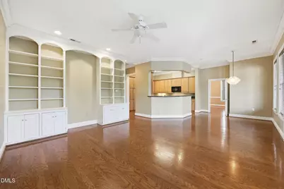 2801 Glenwood Gardens Lane #303, Raleigh, NC 27608 - Photo 3