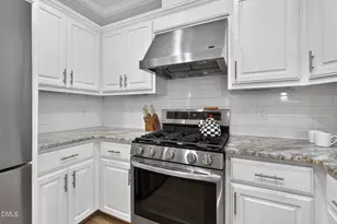 122 Poplar Branch Ln, Cary, NC 27519 - Photo 11