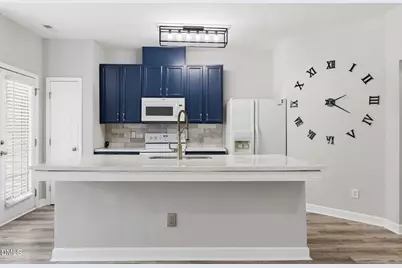 527 Writers Way, Morrisville, NC 27560 - Photo 5