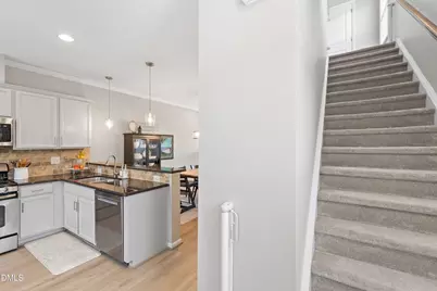 1400 Crafton Way, Raleigh, NC 27607 - Photo 17
