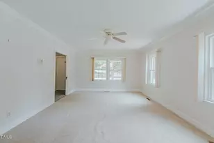 597 Parkview Dr, Burlington, NC 27215 - Photo 5