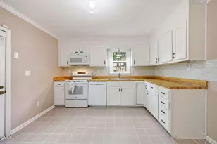 8015 Brown Bark Pl, Raleigh, NC 27615 - Photo 25