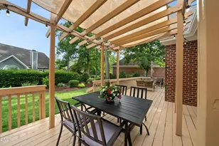 203 Lewiston Ct, Cary, NC 27513 - Photo 15