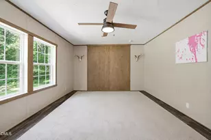 172 Sourwood Ln, Hurdle Mills, NC 27541 - Photo 15