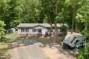 172 Sourwood Ln, Hurdle Mills, NC 27541 - Photo 5