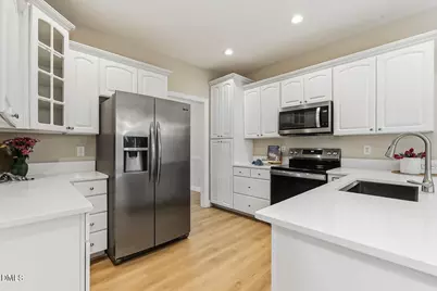 6304 Hilbert Ridge Drive, Holly Springs, NC 27540 - Photo 15