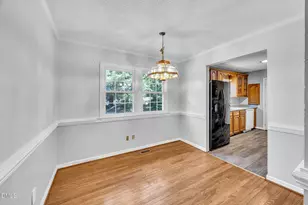 4005 Pin Oak Rd, Raleigh, NC 27604 - Photo 9