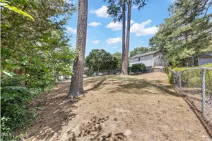 4005 Pin Oak Rd, Raleigh, NC 27604 - Photo 5