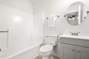2037 Trexler Ct, Raleigh, NC 27606 - Photo 17