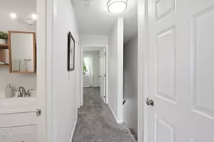 127 Coleridge Ct, Carrboro, NC 27510 - Photo 19