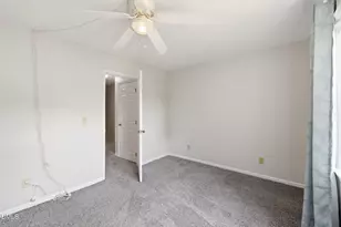 127 Coleridge Ct, Carrboro, NC 27510 - Photo 21