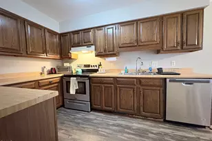 4139 Kaplan Dr, Raleigh, NC 27606 - Photo 5