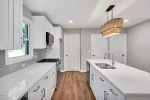 2808 New Hope Church Rd, Raleigh, NC 27604 - Photo 9