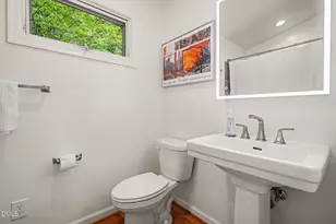 604 Bolin Creek Dr, Carrboro, NC 27510 - Photo 19