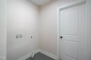 2318 Caroline Dr, Sanford, NC 27330 - Photo 21