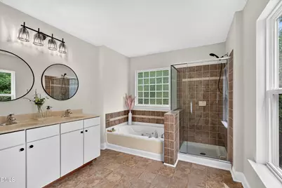 4007 Jockey Club Circle, Cary, NC 27519 - Photo 21