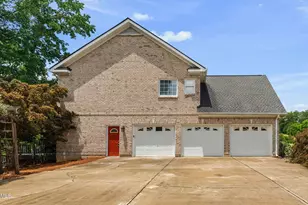 2901 Lauren Oaks Dr, Raleigh, NC 27616 - Photo 55