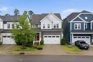 542 Beacon Ridge Blvd, Chapel Hill, NC 27516 - Photo 3