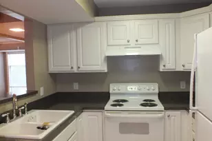 1211 Westview Ln, Raleigh, NC 27605 - Photo 7