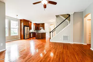 1033 Crystal Water Dr, Fuquay Varina, NC 27526 - Photo 5