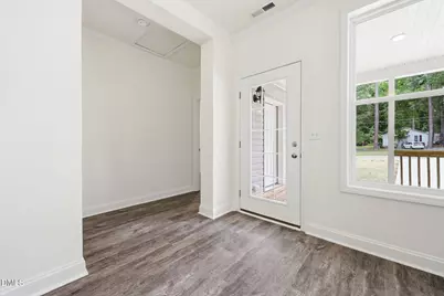1304 Goldsboro Avenue, Sanford, NC 27330 - Photo 5