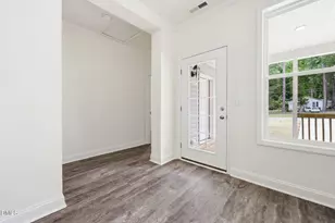 1304 Goldsboro Ave, Sanford, NC 27330 - Photo 7